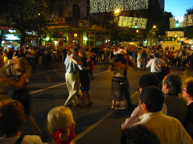 la_gran_milonga_tango_02.jpg