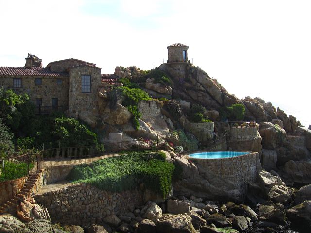 mansion-near-concon.jpg