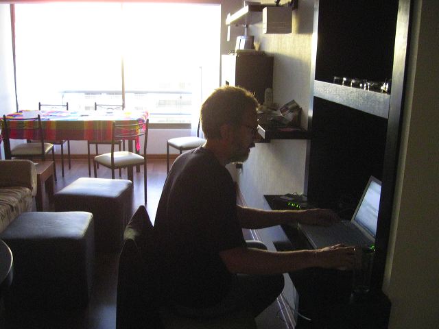 rudy-at-computer-in-apt.jpg