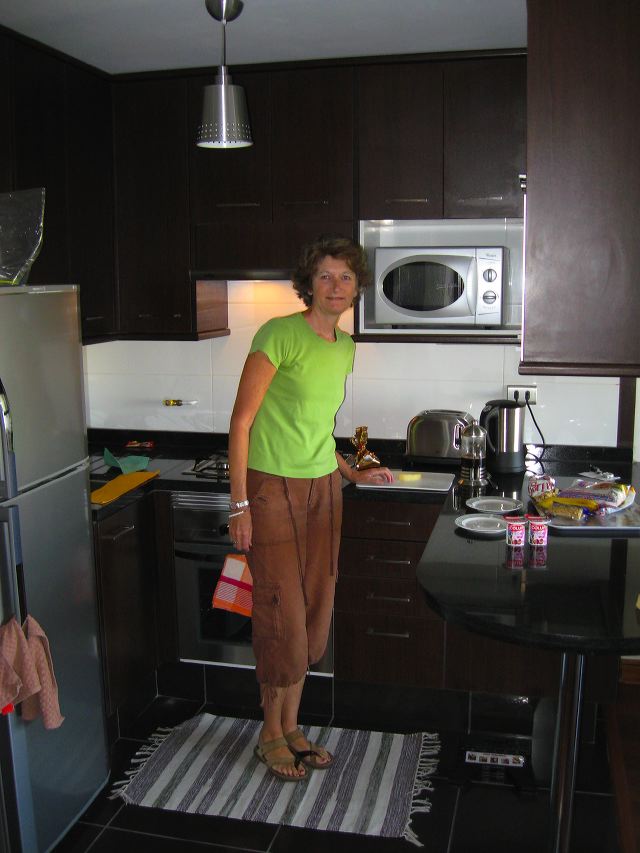 sue-in-renaca-kitchen.jpg