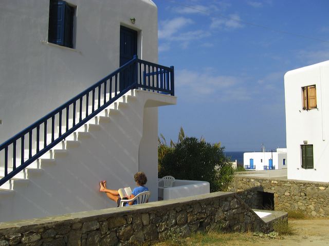 mykonos03.jpg