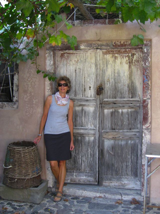 santorini_doors_04.jpg