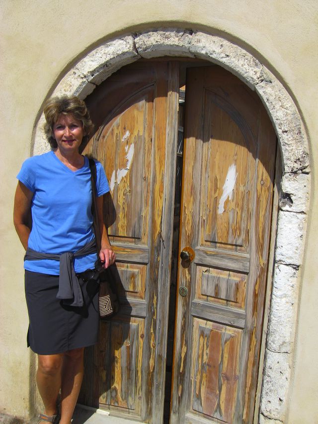 santorini_doors_12.jpg