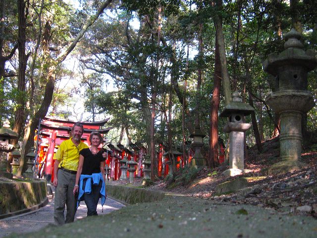 fushimi_inari_gates_03.jpg