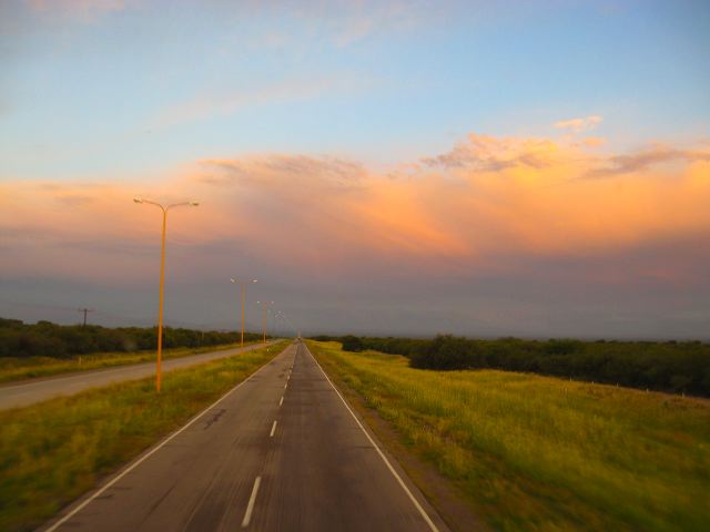 road_back_to_buenos_01.jpg